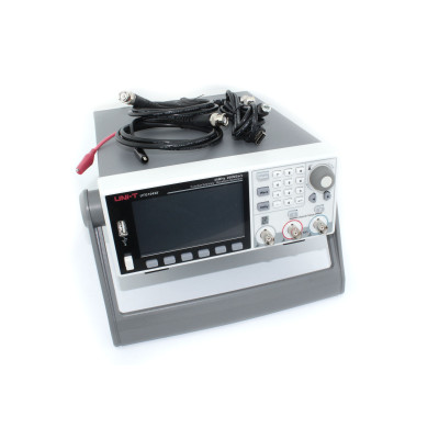 Генератор сигналов UNI-T UTG1042X