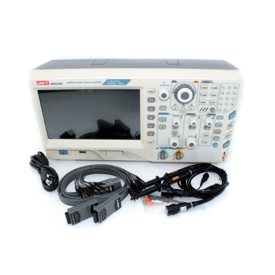 Цифровой осциллограф UNI-T MSO2202.