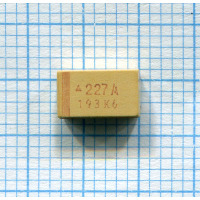 Танталовый конденсатор 6,3V 220UF